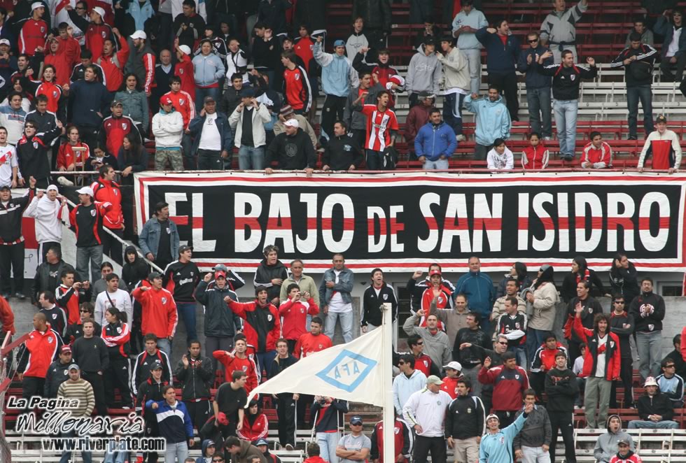 River Plate vs Tigre (CL 2008) 13